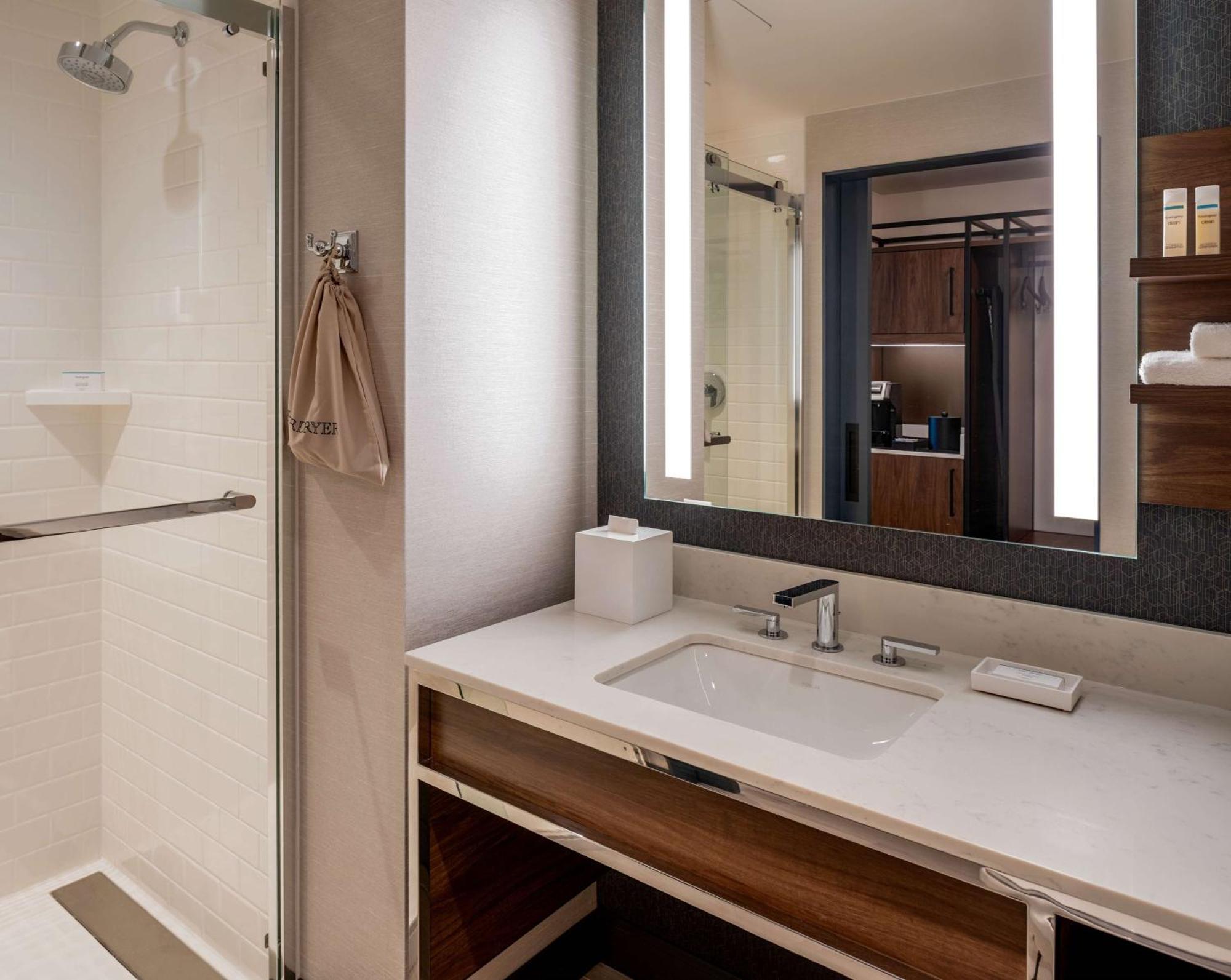 Hilton Garden Inn Austin University Capitol District Εξωτερικό φωτογραφία